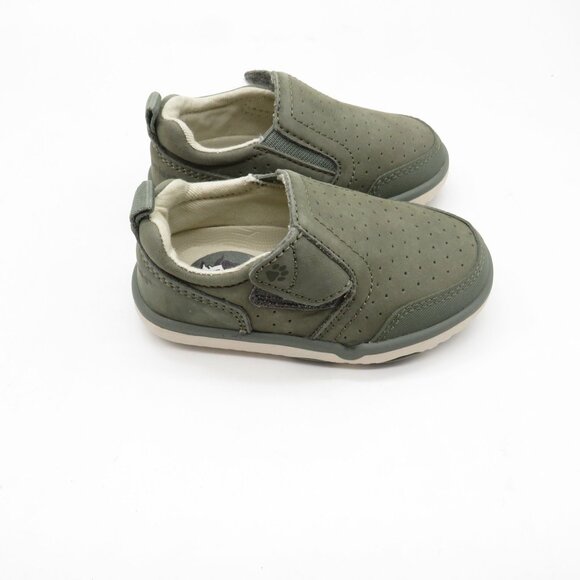 Hush Puppies Olive Green Perforated Slip-On Shoes For Boys Size 5 NEW - Picture 8 of 8